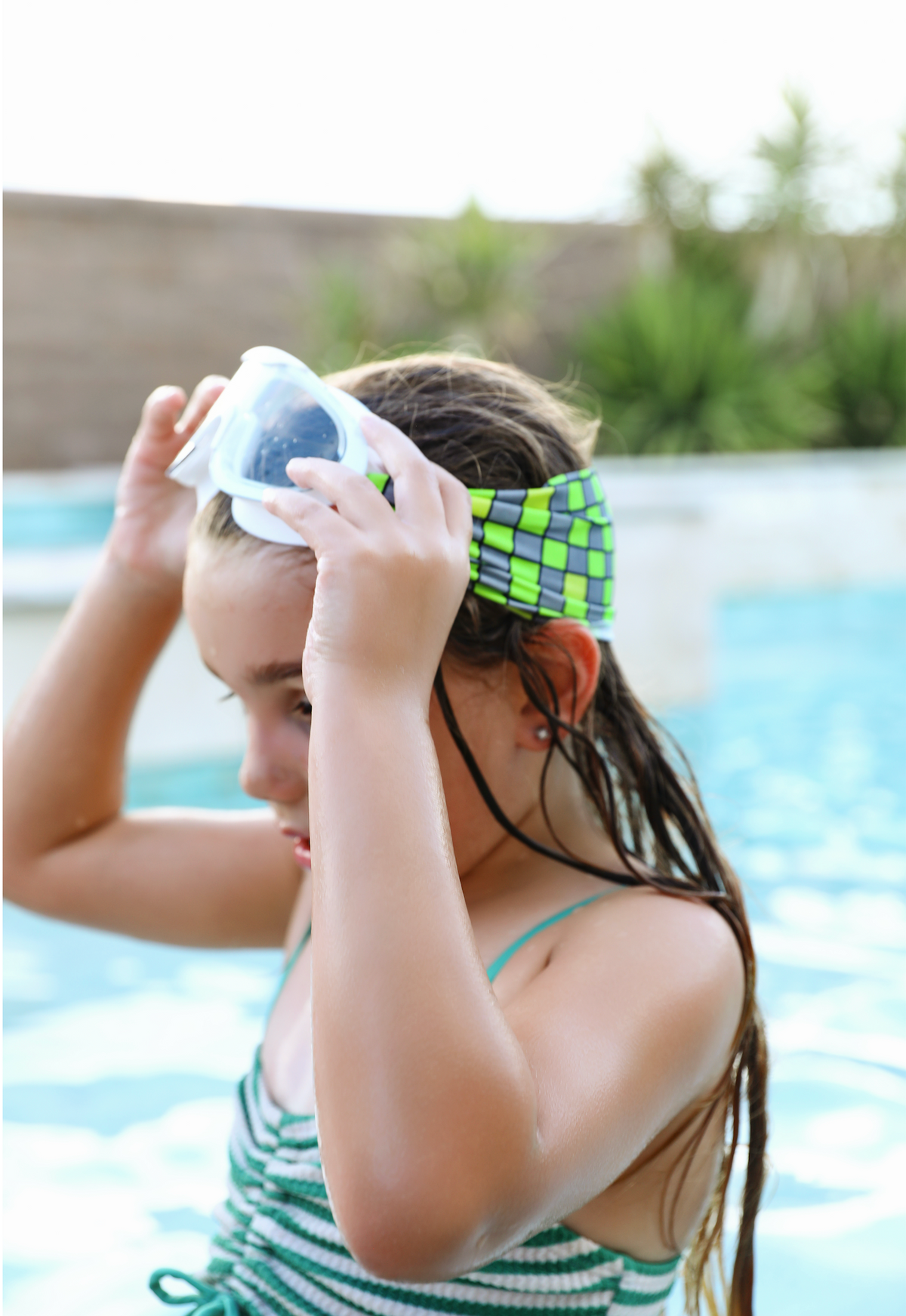 Neon Checker Youth Goggle
